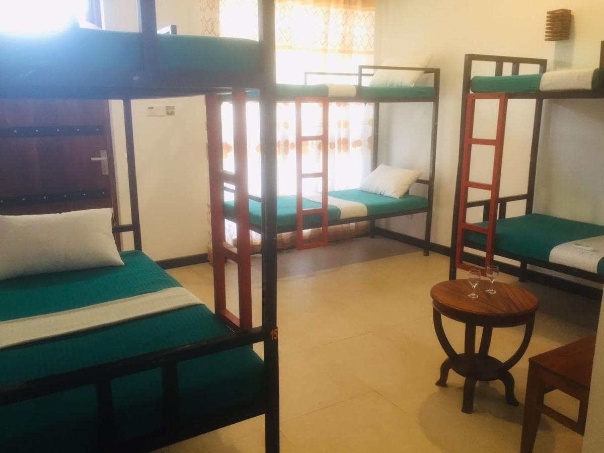 One More Night Hostel Sigiriya Rum bild